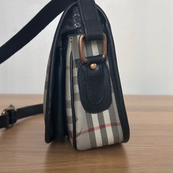 Burberry's crossbody bag - Picture 5 of 17